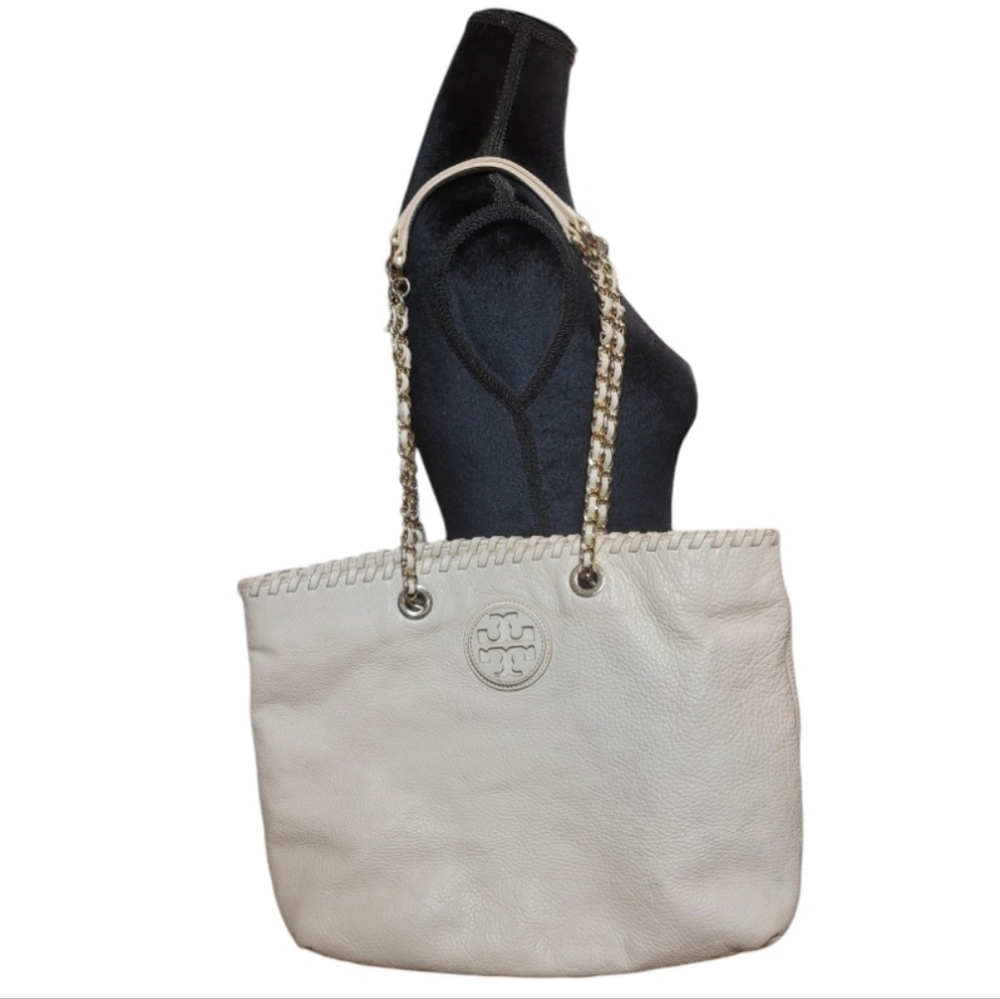 🚫SOLD🚫 Tory Burch Ivory Marion Whipstitch Trim Pebbled Leather Chain Tote Bag - Picture 3 of 12